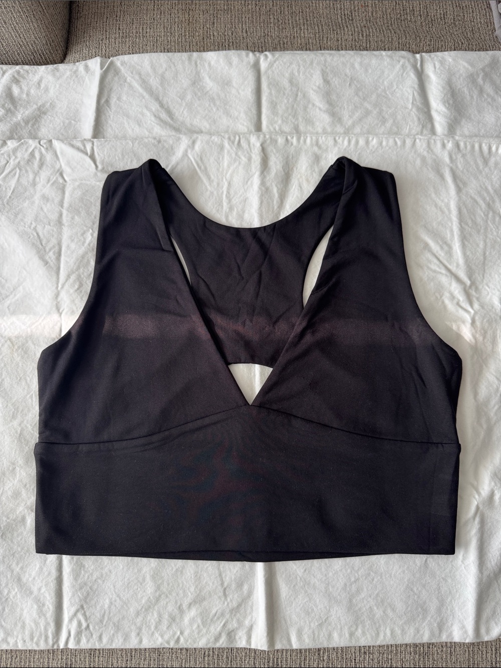 Women’s Black V-Neck Seamless Crop Bralette